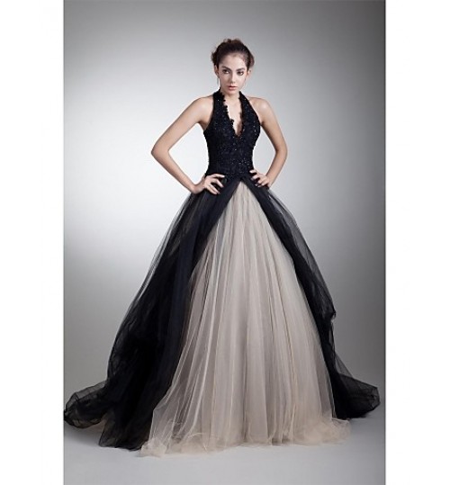 Formal Evening Dress A-line Halter Court Train Tulle with Appliques / Beading  