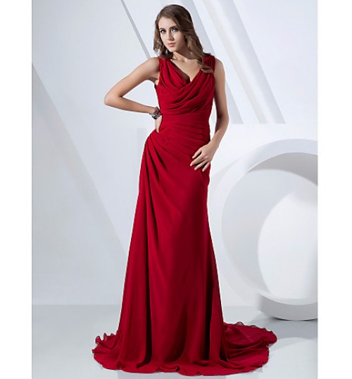 TS Couture? Formal Evening Dress - Elegant Plus Size / Petite Sheath / Column Cowl / V-neck Sweep / Brush Train Chiffon with Side Draping  