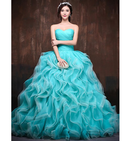 Formal Evening Dress Ball Gown Sweetheart Chapel Train Satin / Tulle / Polyester with Ruffles / Criss Cross  